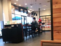 大堂-星巴克(佛山吉利购物广场店)