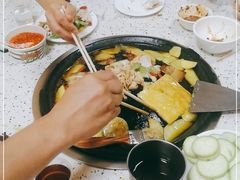 -苗家特色土烙锅·老字号