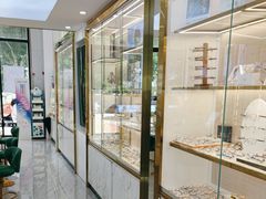 -世纪大明眼镜·蔡司战略授权店(汉街店)
