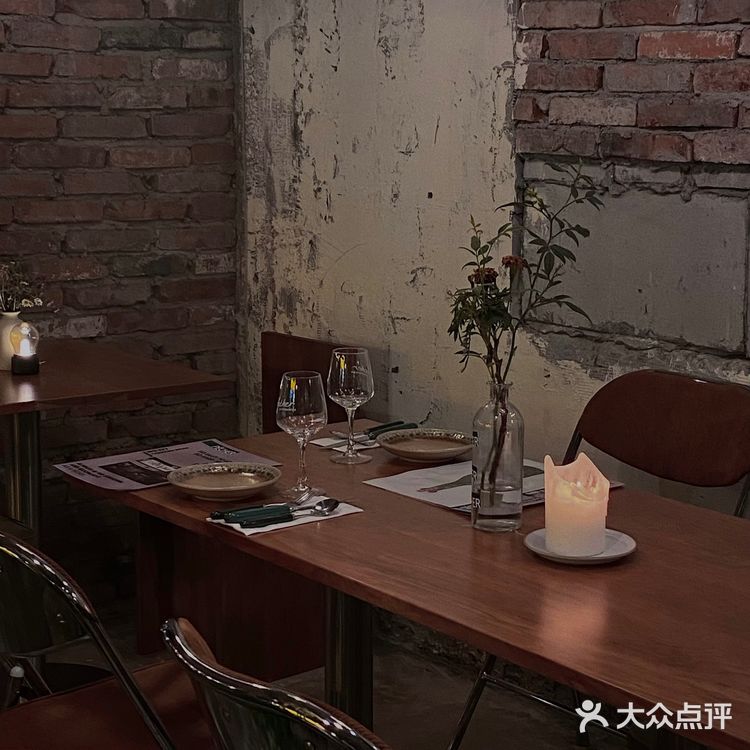 谁能拒绝上海这碗黑松露鹅肝和牛饭!值得n刷