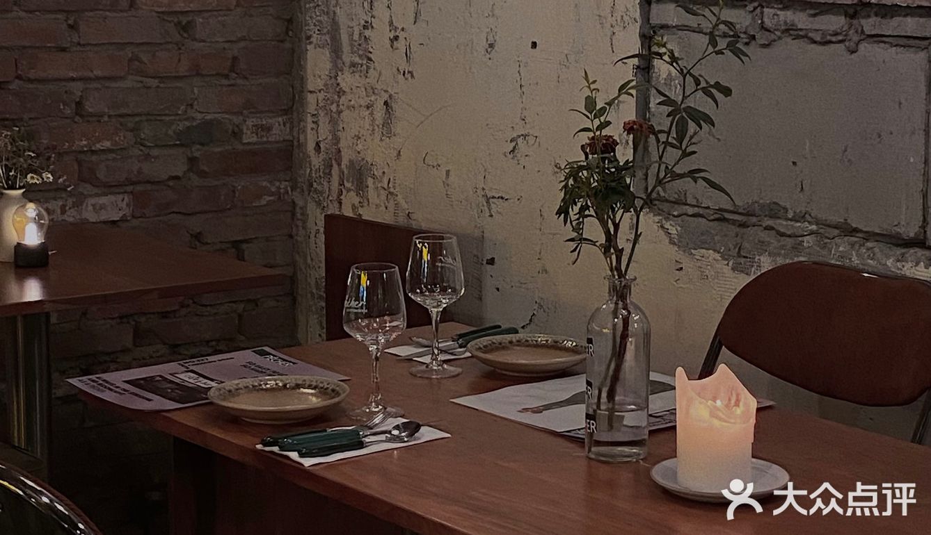 谁能拒绝上海这碗黑松露鹅肝和牛饭！值得n刷