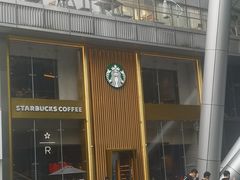 -星巴克臻选(济南恒隆店)