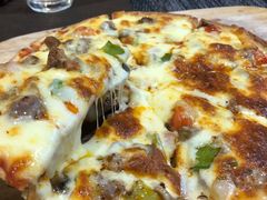 热辣墨西哥牛肉披萨-悦享绿山墙西餐厅