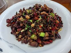 辣子鸡-椒香川流不息川菜馆(二七北路店)