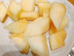-老牌坊云南鱼豆花火锅(哈西万达店)