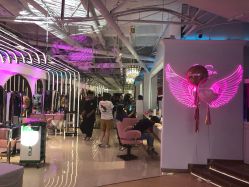 -BULB STUDIO 巴柏明星发型工作室