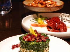 蜜汁金华火腿拌马兰头香干-环球港凯悦 · 享悦中餐厅