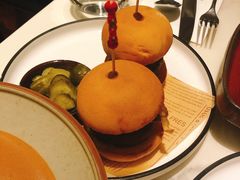 鹅肝牛肉小汉堡-酒池星座(深圳湾后海汇店)