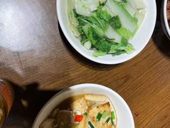 -富正毅三下锅·湘西韵味(天门山索道店)