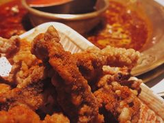 卡真&酥肉-哥老官重庆美蛙鱼头(松江地中海十八哥店)