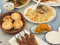 -马尔龙新疆饭店·清真(瑞景店)