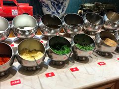 自助调料区-吉布鲁牛排海鲜自助(龙湖北城天街购物广场店)