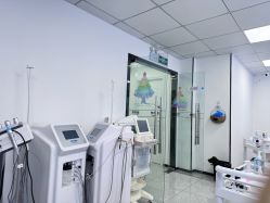 -蕾特恩专业祛痘