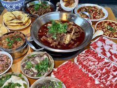 -大众跷脚牛肉馆·非遗传承单位(峨眉山店)