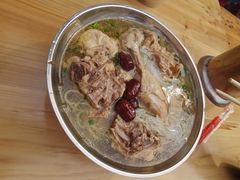 -燕子煨汤(山海关路店)