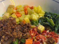 -秦君宝手擀菠菜面(金花路店)