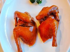 玻璃脆皮乳鸽-利苑酒家(金宝店)