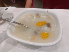 玉米萝卜排骨汤-川府家宴