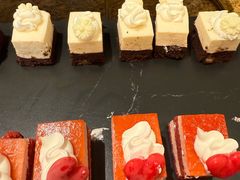 -皇朝万鑫自助餐厅