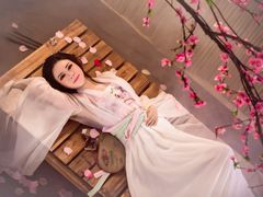 -九月鹰飞汉服摄影工作室