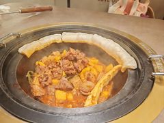 -锅飘飘·东北铁锅炖(雨花客厅店)