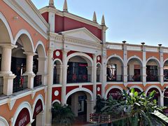 -佛罗伦萨小镇广佛名品奥特莱斯(疏港路店)