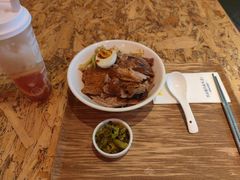 金奖卤鹅肉饭-陈鹏鹏潮汕菜(宝安机场T3航站楼店)