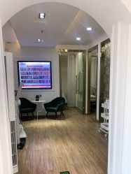 -苗方清颜痘肌研究所