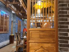 -百年川椒重庆老火锅(光谷店)