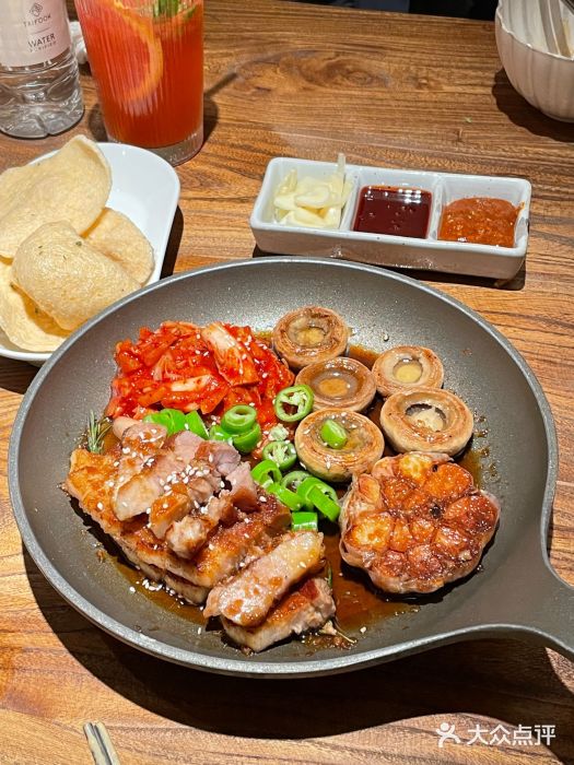 TAIFORKS 大福食堂·山葵烤肉料理·拌饭(宝安店)意式鳀鱼酱碳烤黑猪肉图片