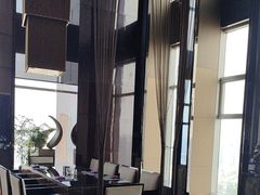 -唐拉雅秀酒店-西锦汇空中BBQ·思创餐厅