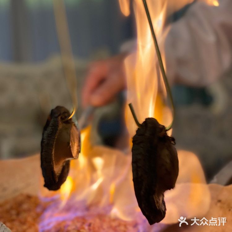 上海探店｜久违的堂食和姐妹聚餐吃成胖子都ok