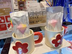 -花花卷卷·鲜食蛋糕(静安久光百货店)