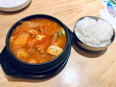猪肉泡菜汤-山海珍味韩国料理(奥城店)