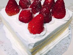 -红宝石·鲜奶小方·海派西点房(金杨店)