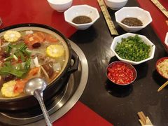 -花水湾红太阳牛肉汤锅