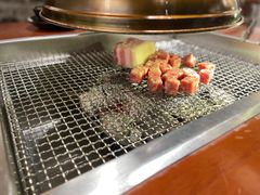 -肉甲韩国木炭烤肉(新壹街1店)