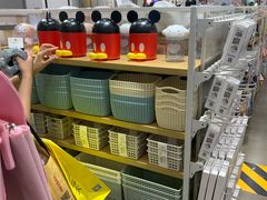 -名创优品(万达广场河东店)