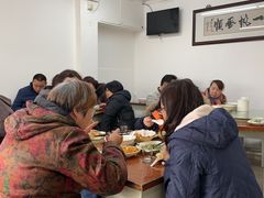 大堂-胡子饮食店
