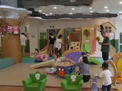 -乐融婴幼儿成长中心(四季青校区)
