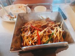 -川堂风·跷脚牛肉·乐山爆炒(中建乐荟天地店)