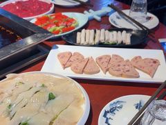 -二荆条·蜀鲜汇城市森林火锅