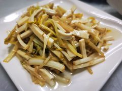 溧阳白芹-翠茗农庄土菜馆(天目湖店)