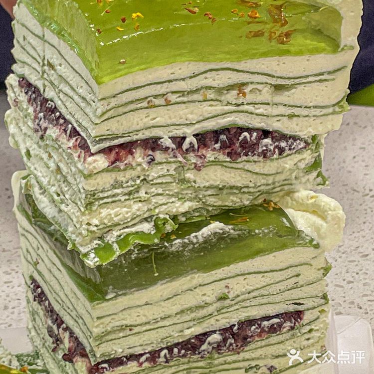 每次来新街口都会吃！芒果血糯米千层