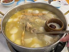 -朴小妹人参鸡汤火锅(长白山万达店)