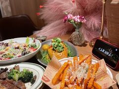 -芭莉与彩虹西餐厅(成都合生汇店)