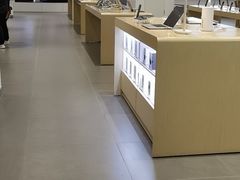 -华为授权体验店(中山公园来福士)