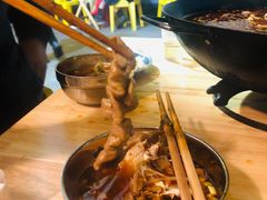-鸿顺老铁锅美蛙鱼府(解放碑店)