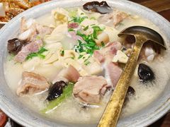 -蜜桃餐厅·伴山(湖滨商业街店)