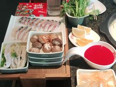 -井格重庆火锅(临平银泰城店)